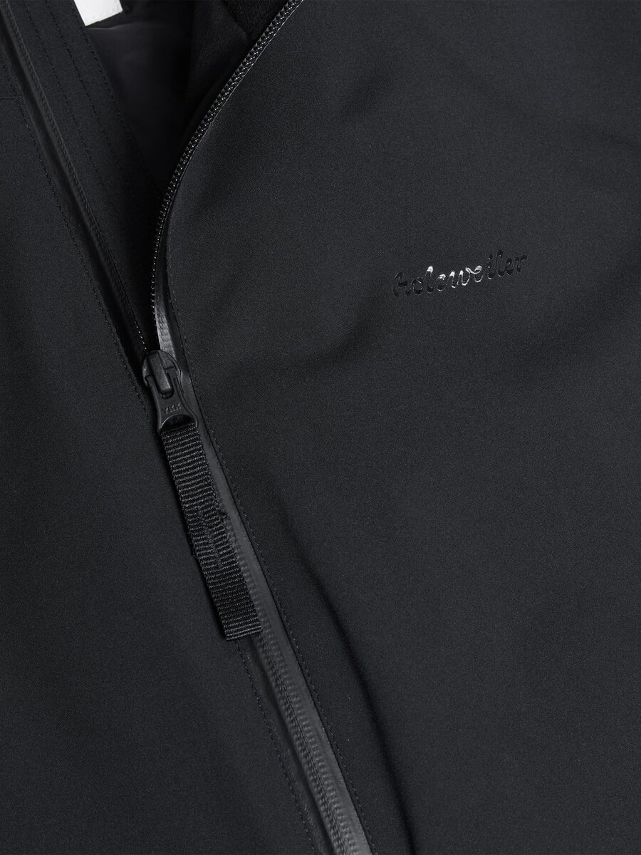 tryvann light down vest