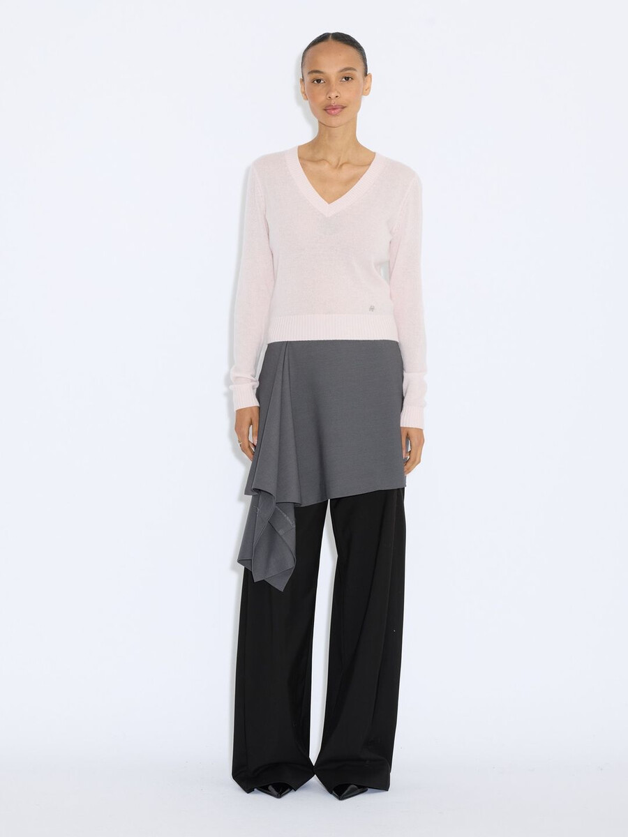 slim cashmere v-neck sweater