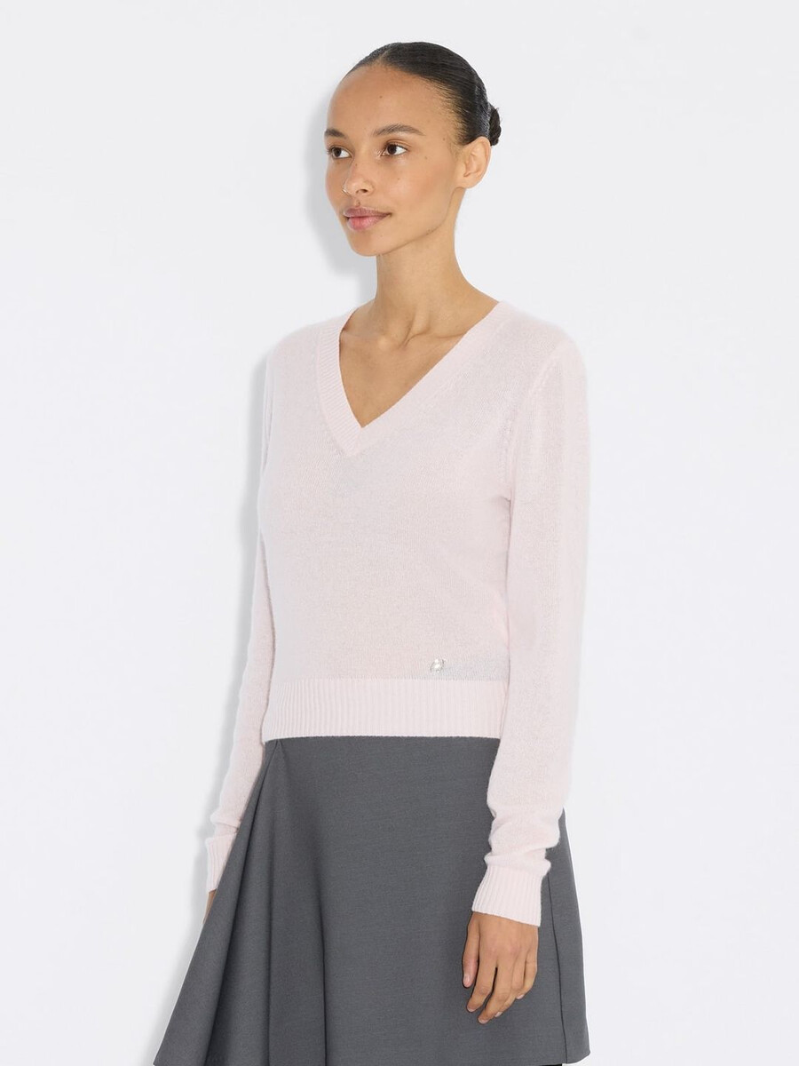 slim cashmere v-neck sweater