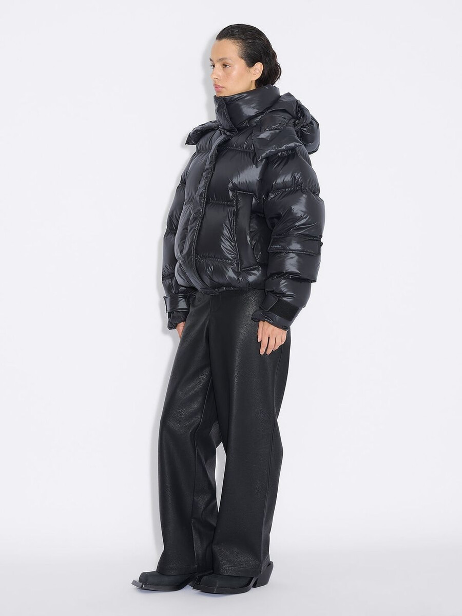 steilia short down jacket